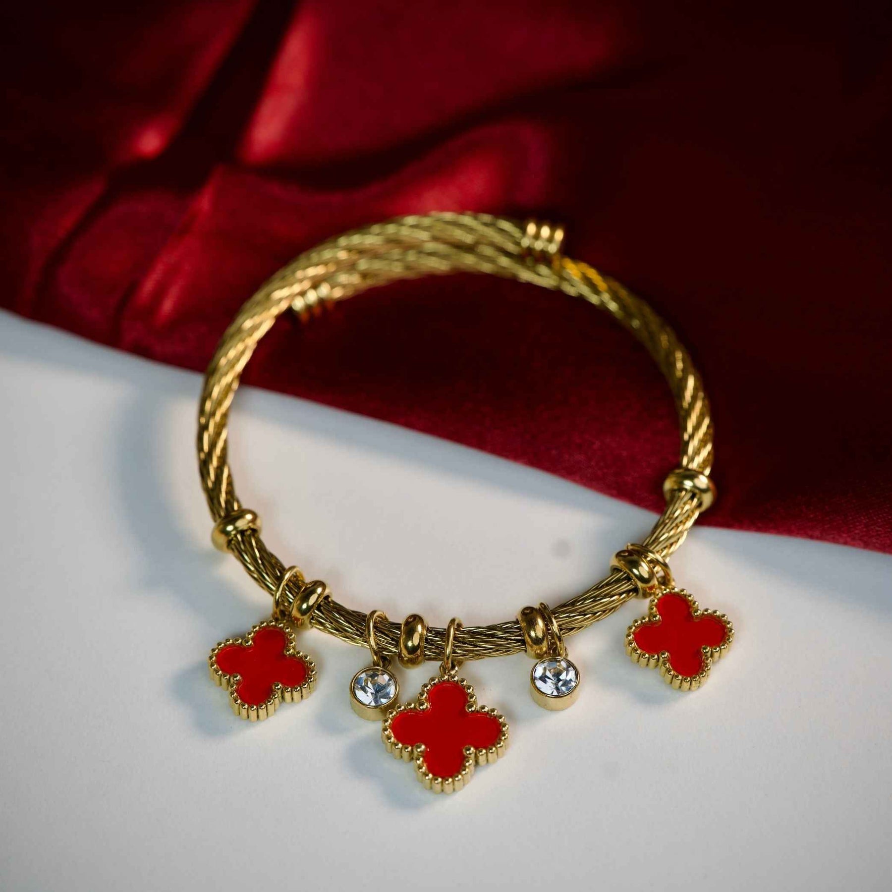 Premium Red Charm Bracelet – Gold Finish | Stylish Lucky Clover Jewelry